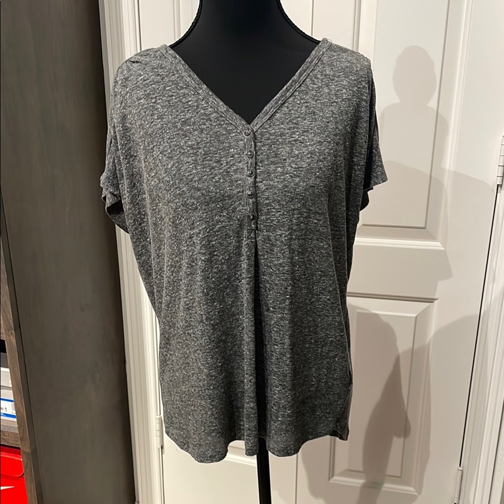 Old Navy Gray Button Down Relaxed Top (B)